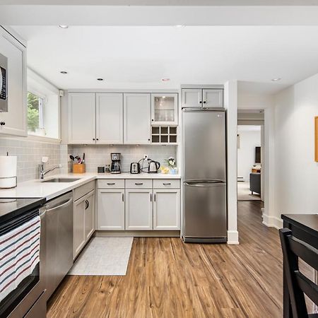 Gorgeous 4 Bedroom Garden Level Suite At Vancouver West & Ubc Zewnętrze zdjęcie