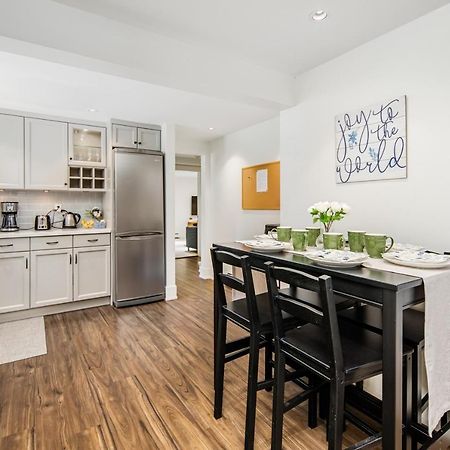 Gorgeous 4 Bedroom Garden Level Suite At Vancouver West & Ubc Zewnętrze zdjęcie