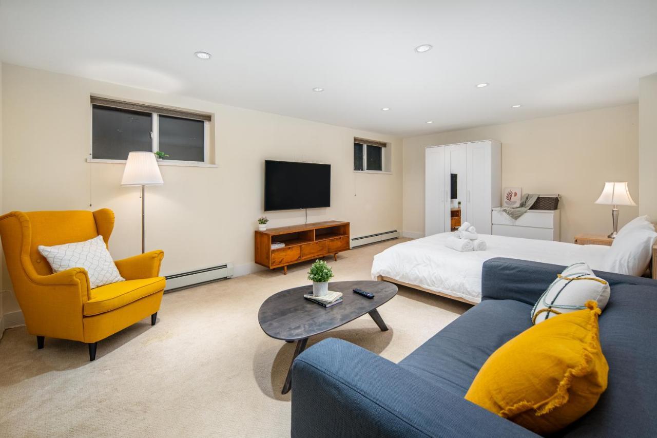 Gorgeous 4 Bedroom Garden Level Suite At Vancouver West & Ubc Zewnętrze zdjęcie